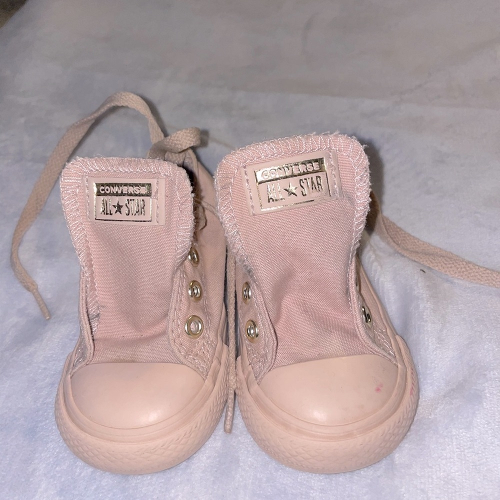 Toddler girl rose gold converse in size 5